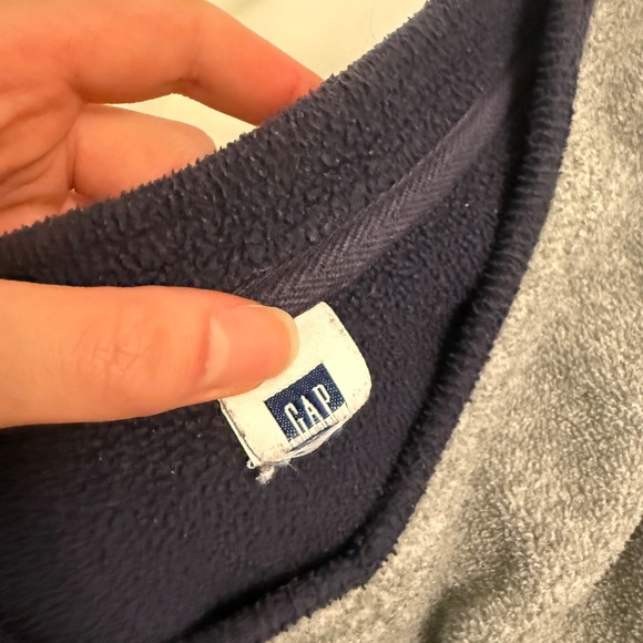 VINTAGE GAP fleece v-neck longsleeve striped sweatshirt - Picture 8 of 8
